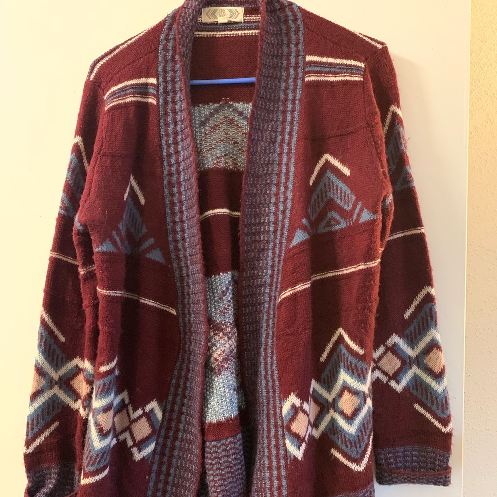 🌸 Pink Rose Patterned Cardigan